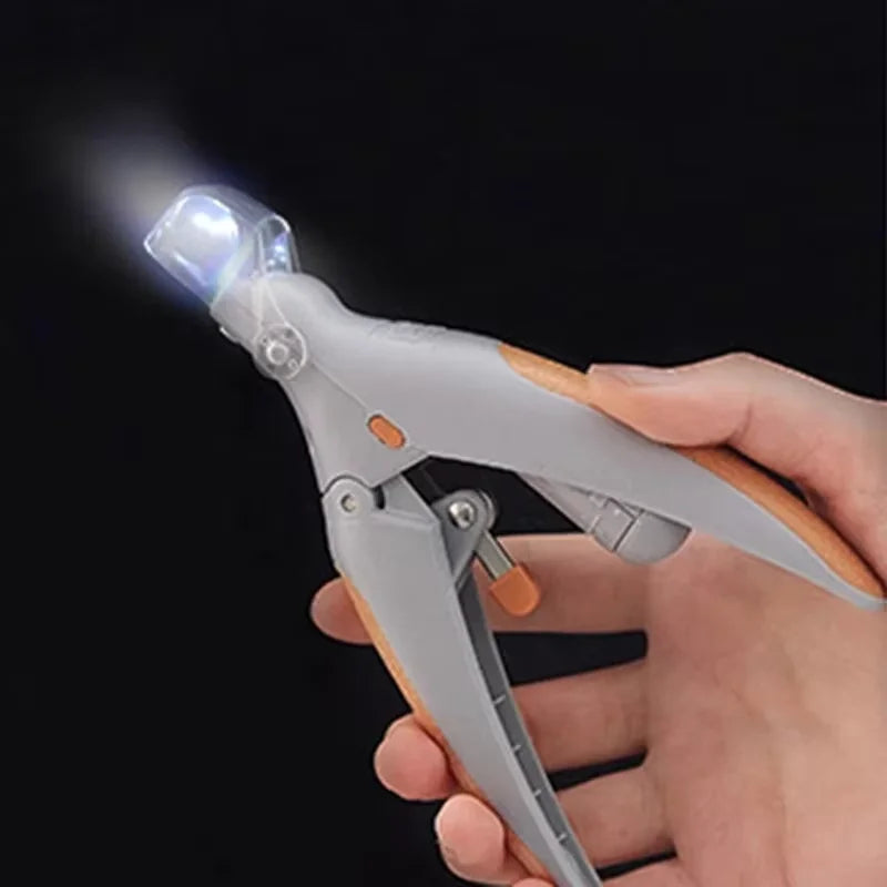 LED Light Dual-Sided Pet Nail Clippers for Cats And Dogs 5x Magnification Easy Nail Trimming Tool for Your Furry Friends - CarrieOnExpress