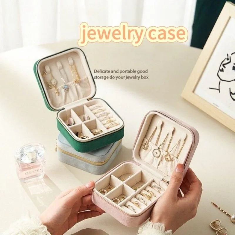 Mini Travel Jewelry Box, Portable Organizer for Rings, Earrings & Necklaces - CarrieOnExpress