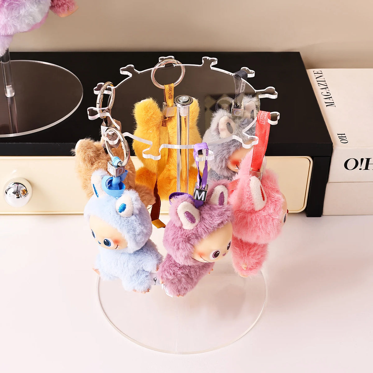 1pc transparent acrylic for Labubu display stand 360 ° rotating plush toy pendant blind keychain organizer jewelry organizer - CarrieOnExpress